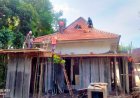 TMMD Ke-128 Kodim 0820 Probolinggo Fokus Selesaikan Bagian Atas Mushola di Dusun Klagin Desa Brabe